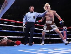 фото - Американский «Электроник» Абабий победил в 1-м раунде и комично сплясал: видео