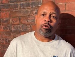 фото - Чья карьера легендарнее: Мейвезера или Пакьяо? У Роя Джонса нет сомнений на этот счёт