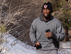 фото - Хан лепит горбатого — Кроуфорд