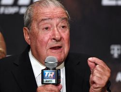 фото - Абсолютного чемпиона хэвивейта определят Фьюри и Пулев — промоутер