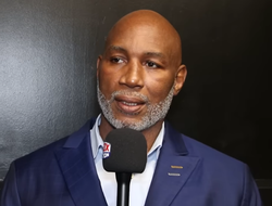 фото - Льюис против Усика — мнение легендарного британца