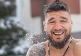 Ярослав Амосов проведёт бой на UFC 328. Назван соперник