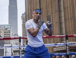 фото - Теофимо Лопес включил Ломаченко в топ-5 «паунда»: Хотя всё равно надеру ему зад!