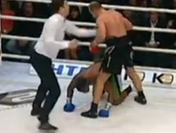 фото - Вячеслав Узелков нокаутировал Джейдона Кодрингтона