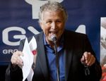 Промоутер: «Контракт на бой Бетербиева и Кампильо ещё не подписан»