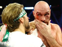 фото - Тайсон Фьюри шокировал неожиданной сменой тренера