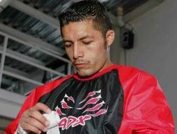 фото - (Результаты) Джонни Гонсалес победил Элио Рохаса