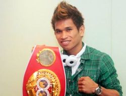 фото - Джон Риэль Касимеро потерял титул, несмотря на уничтожение Фуэнтеса