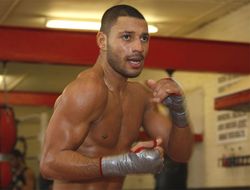 фото - Келл Брук вернулся к тренировкам после ножевого ранения