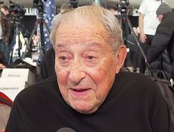 фото - «Мы увидим лучшее». Арум о Ломаченко, Усике, Лопесе и других