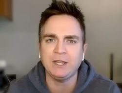 фото - «Не могу ставить против Усика». Эксперт DAZN о бое против Фьюри 