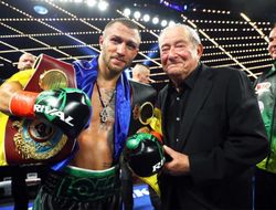 фото - Арум — о планах Ломаченко: Сперва третий титул, затем бой с Кроллой в Британии