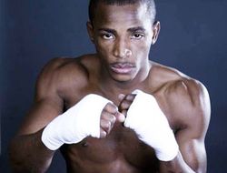 фото - Эрисланди Лара - через победителя Ортис-Берто к Флойду Мэйуэзеру