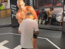 фото - Перейре предложили роль в кино. А пока что он спаррингует с мухачом и троллит Анкалаева