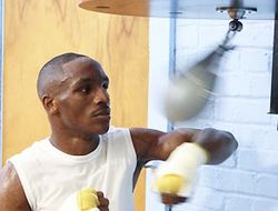 фото - Девон Александер собирается довести Виктора Ортиса до «но маса»