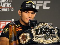 фото - Джуниор дос Сантос: «С Вердумом должен драться я»