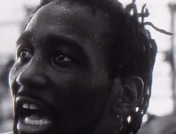 фото - Усик назвал победителя боя Альварес–Кроуфорд