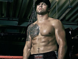 фото - Травма Бриедиса, новый соперник Опетаи, бой Матиас - Эргашев