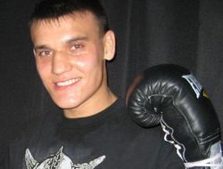 фото - Максим Власов победил Рубена Акосту