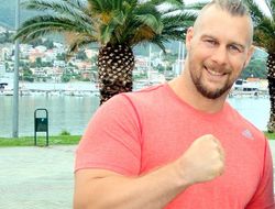 фото - Де Мори дал прогноз на бой с Хэем