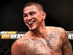 UFC 249. Энтони Петтис опять победил Дональда Серроне