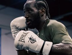 фото - Бенавидес: «Тогда мы увидим, как Кроуфорд побеждает Канело»