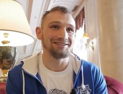 фото - «Время легенд» в Москве: нокаут от Абдурашидова, тяжёлая победа Идигова