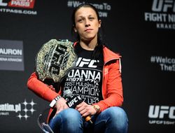 фото - Победительница Марины Мороз будет драться за титул UFC