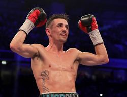 фото - Кролле помогли завершить карьеру на мажорной ноте, Илунга побил джорнимена