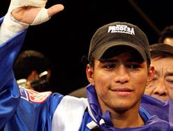 фото - (Результаты + Видео) Роман Гонсалес выиграл «войну» у Хуана Эстрады