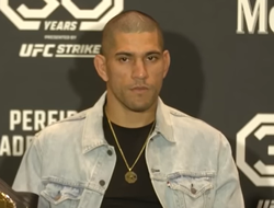 фото - Алекс Перейра высказался о возможности боя с Чимаевым