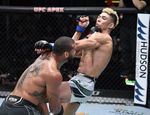 Сантос победил Уокера, Циркунов и Шевченко проиграли: все результаты UFC Fight Night 193