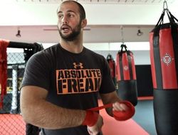 фото - Оздемир бросил вызов Густафссону, предлагает определить «короля Европы»