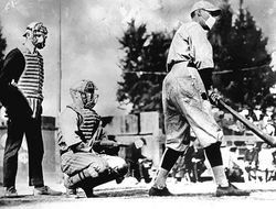 фото - Всё это уже было. Цитата из газеты столетней давности о боксе и тогдашней пандемии