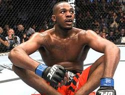 фото - (ММА) Джон Джонс: «Ничего не могу делать травмированной рукой»