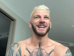 фото - Царукян сломал нос Хукеру, когда боднул головой во время взвешивания