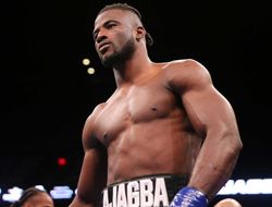 фото - Эфе Аджагба нокаутировал Развану Кожану