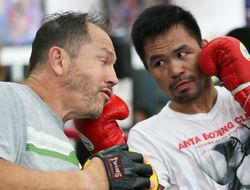 фото - В команде Мэнни Пакьяо раздор: тренеры обвинили друг друга в поражении Угасу