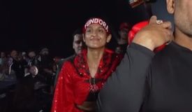 Фундора не заметила Кубицки: видео