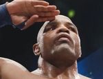 Сильный грипп. Экс-претендент на титул UFC снялся с боя на голых кулаках