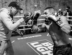 фото - Если сын не вынесет Камбососа за 3 раунда, то я ему не тренер — Лопес-старший