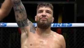 Амосов растерзал Альвареса на UFC 328