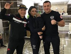 фото - Фьюри живёт сегодняшним днём, обычная Брэкхус, Проводников проводил Лебедевых — соцсети