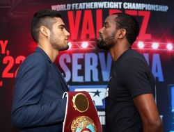 фото - Хильберто Рамирес защитил чемпионский титул в яркой драке с Джесси Хартом