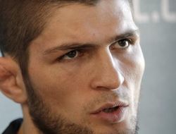 фото - Нурмагомедов переживает: Победа старенького Мэйуэзера над Макгрегором навредит ММА