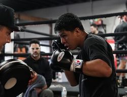 фото - Бой Ресендис – Мунгиа не пройдёт в карде шоу Барриос – Гарсия — инсайдер