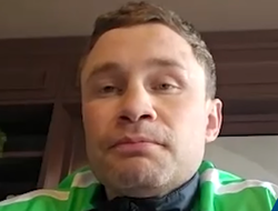 фото - «Усик — это гений». Фрэмптон о реванше Александра против Дюбуа