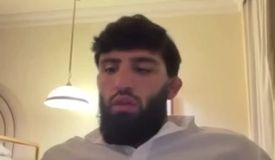 Стало известно, почему в UFC не торопятся с дебютной защитой Топурии