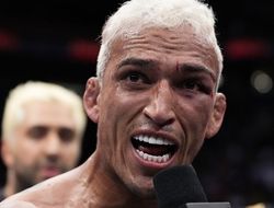 фото - Чарльз Оливейра назвал лучшего бойца ММА в 2022 году