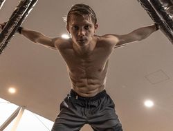 фото - Никита Цзю одержал вторую победу в профи: вновь досрочную